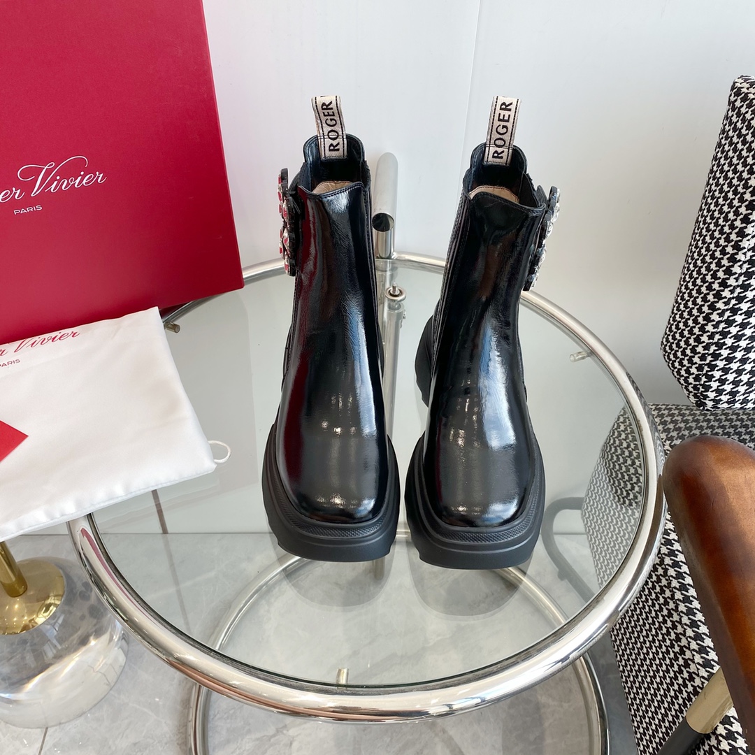 [Roger Vivier Women