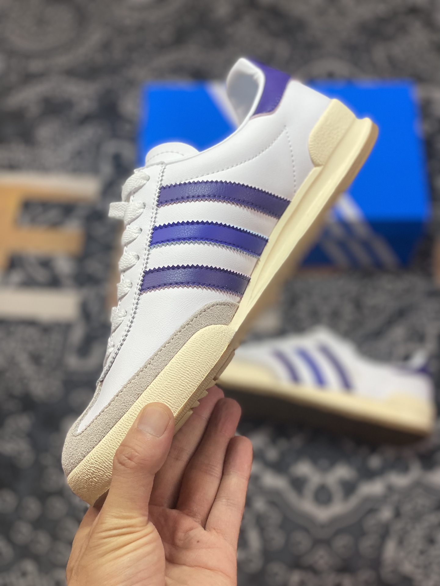 Adidas Originals Jeans Low Jones series low-top retro jogging shoes ”leather white light gray grape purple” GW5753