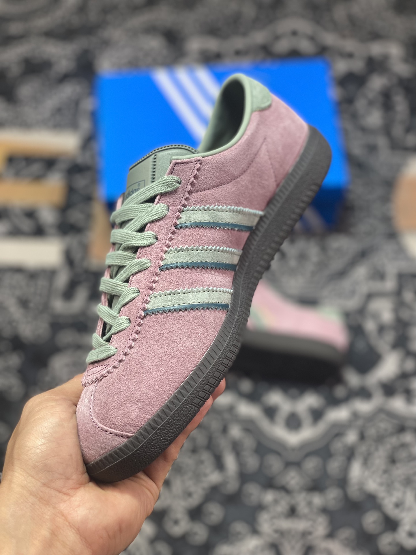 Adidas Originals State Series IL classic sneakers ”suede light pink gray raw rubber gray bottom” ID2784