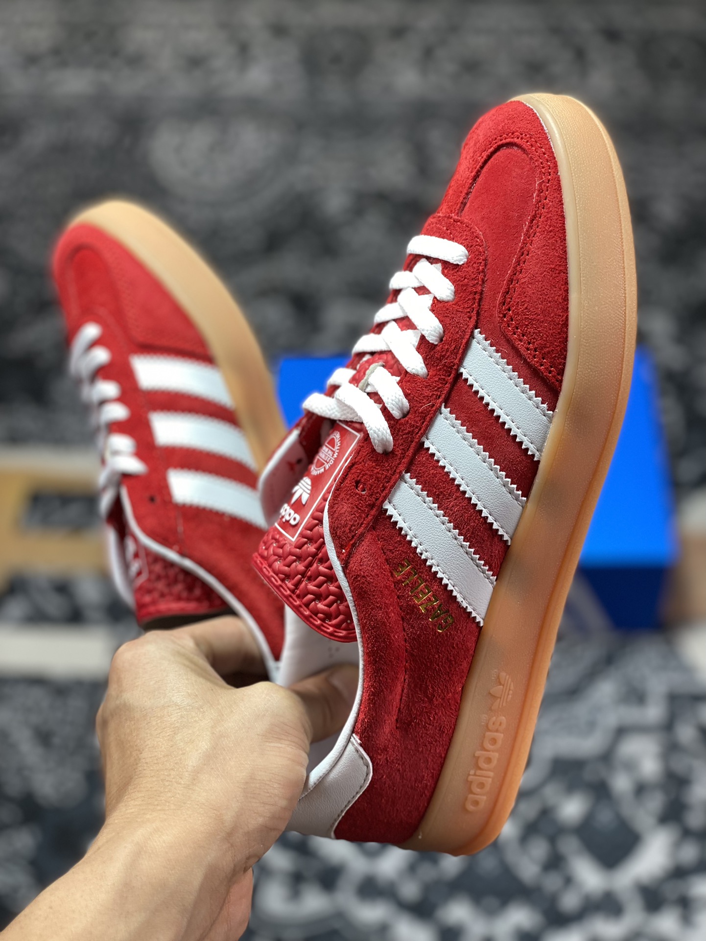 AD Originals Gazelle Indoor Red and White Clover Retro Casual Sports Shoes HO6261