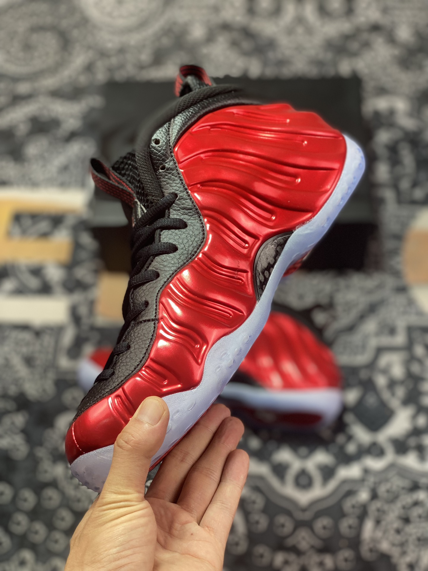 Nike Air Foamposite One Red Spray DZ2545-600