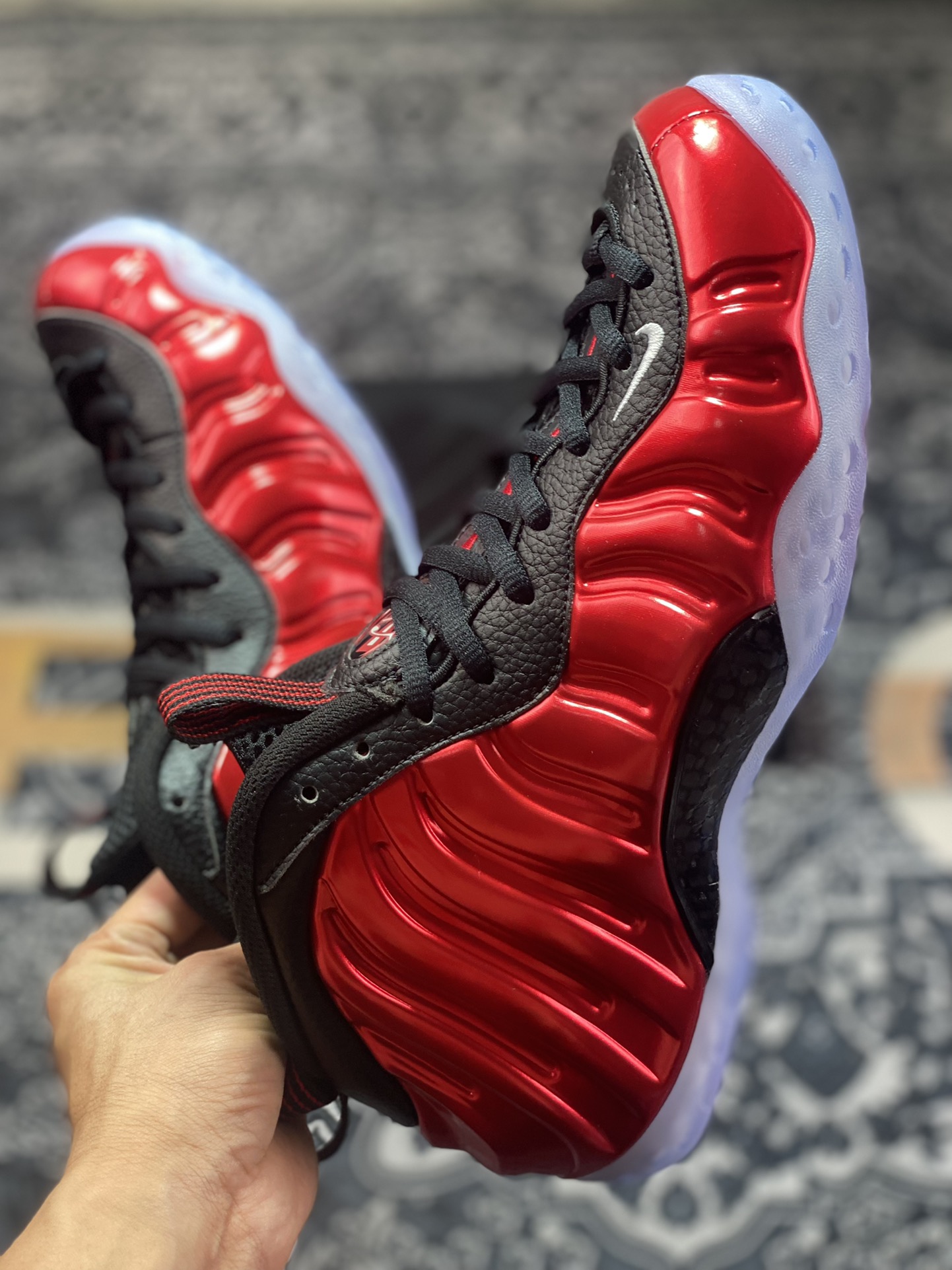 Nike Air Foamposite One Red Spray DZ2545-600