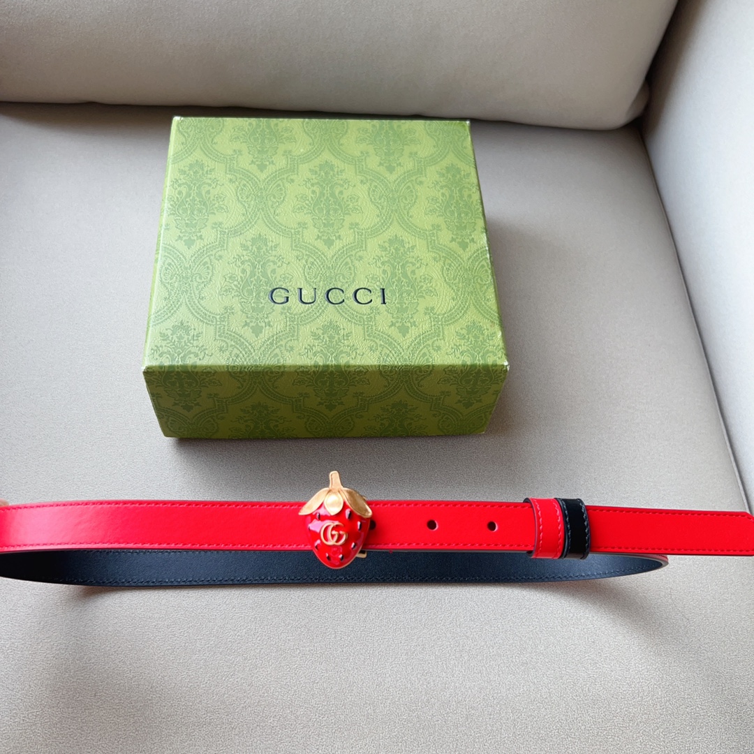 经典设计经Gucci视角焕新演绎与醒