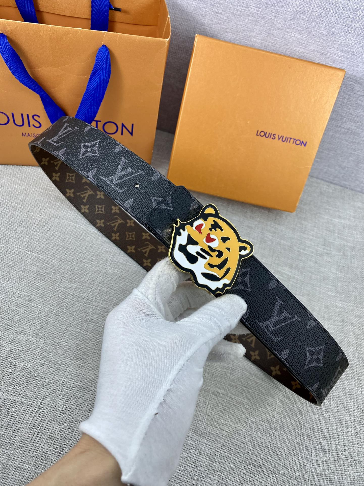 Circle40毫米双面腰带将多样品
