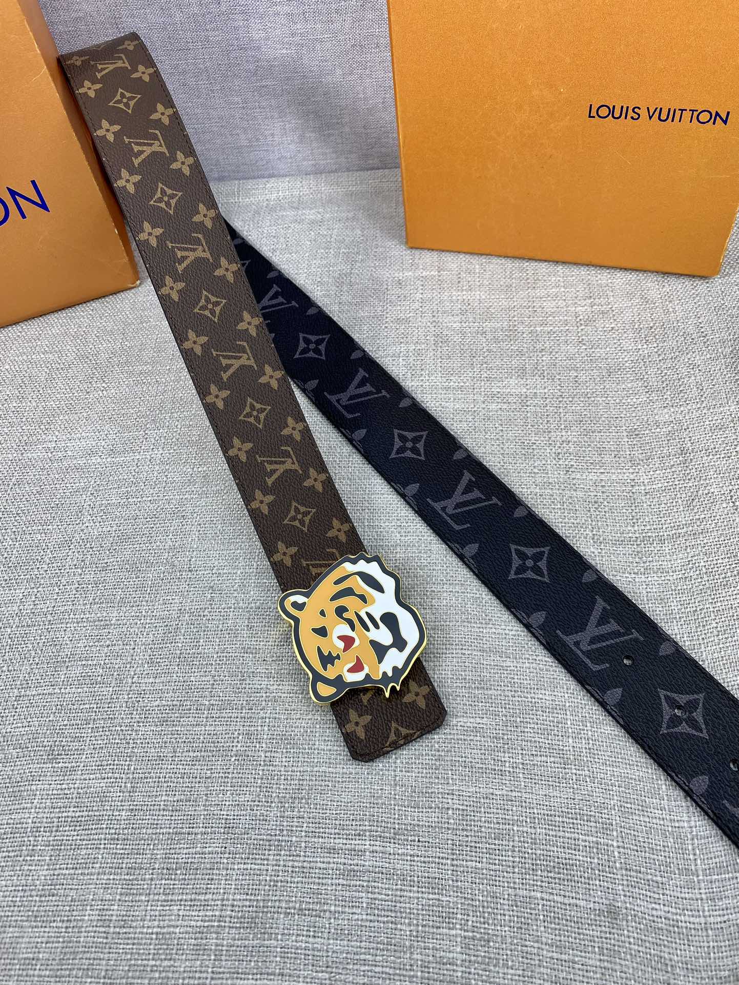 Circle40毫米双面腰带将多样品