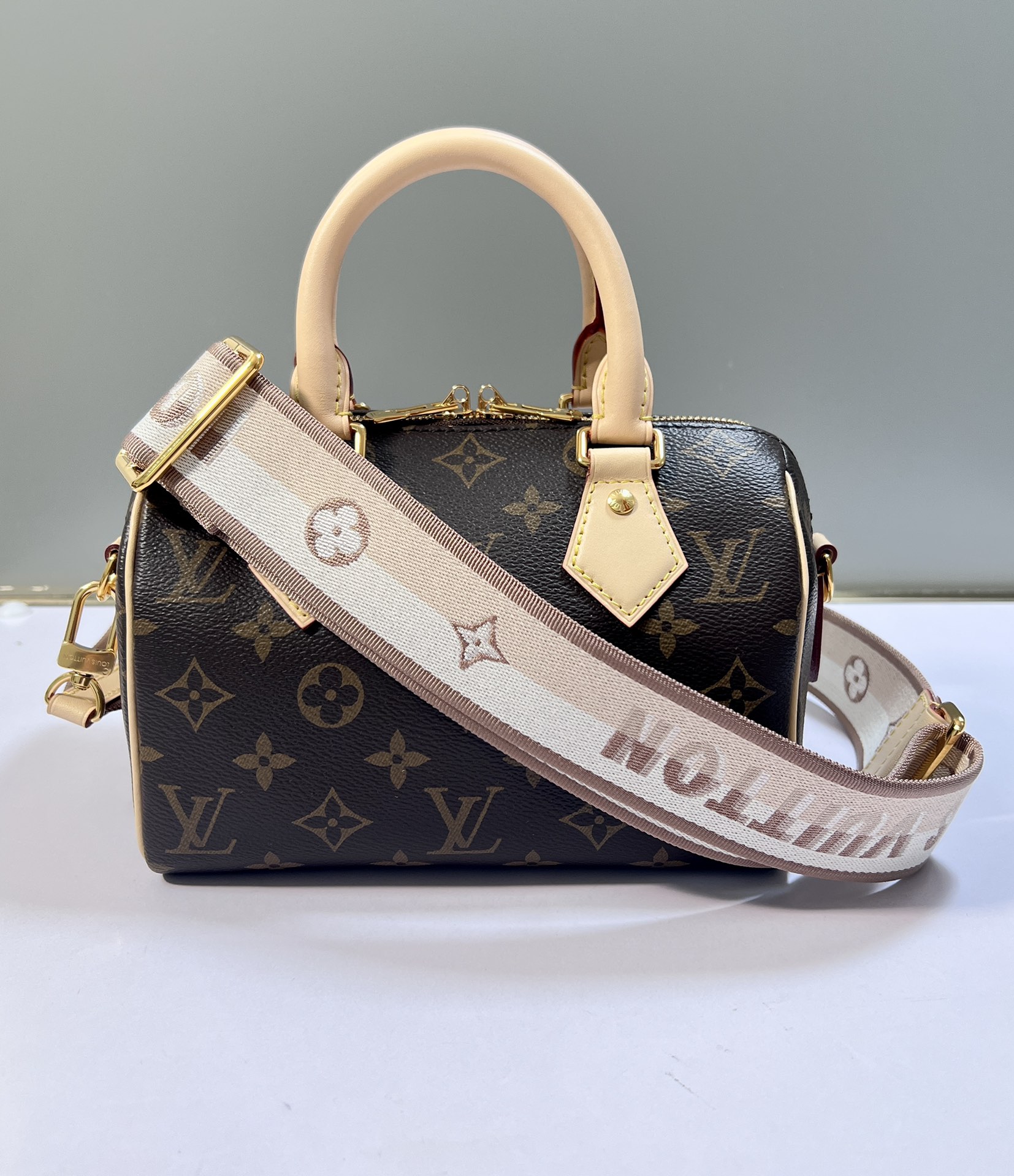 Louis Vuitton LV Speedy Bags Handbags Apricot Color Pink Fall/Winter Collection M46222