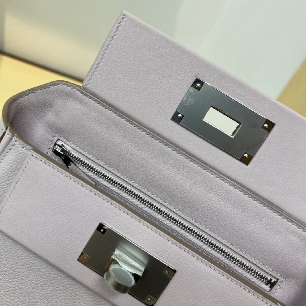 Hermès Kelly 2424 Mini Bag - Dreamy Pink Purple Evercolor Leather 9 i1690702428 2181 5