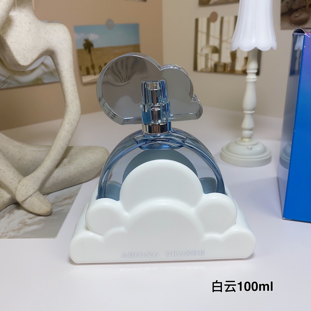 Ariana Grande Cloud Eau de Parfum, 3.4 fl oz - Sweet, Creamy, and Dreamy Fragrance 2 i1690702511 3802 1