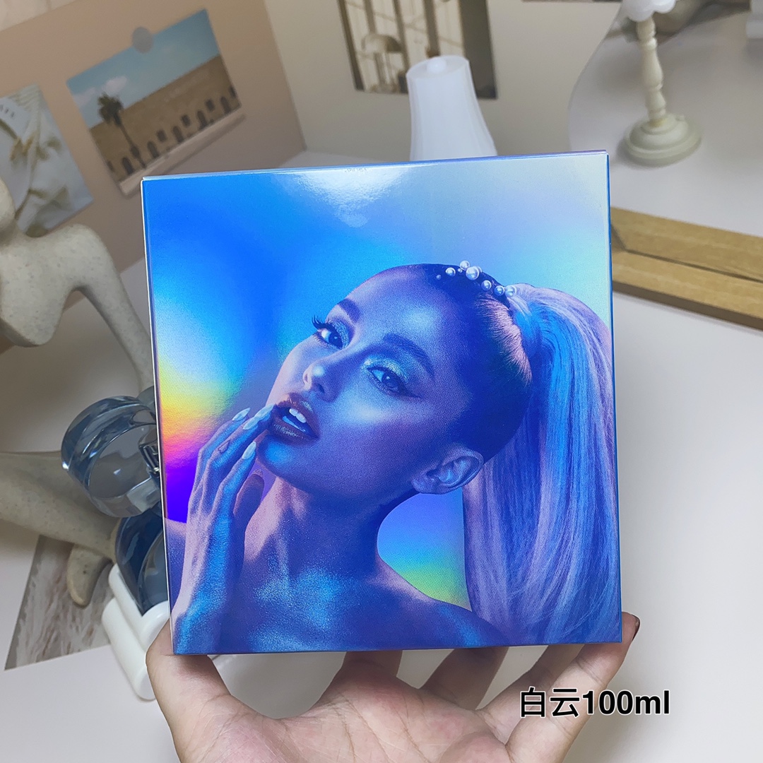 Ariana Grande Cloud Eau de Parfum, 3.4 fl oz - Sweet, Creamy, and Dreamy Fragrance 7 i1690702511 5508 6