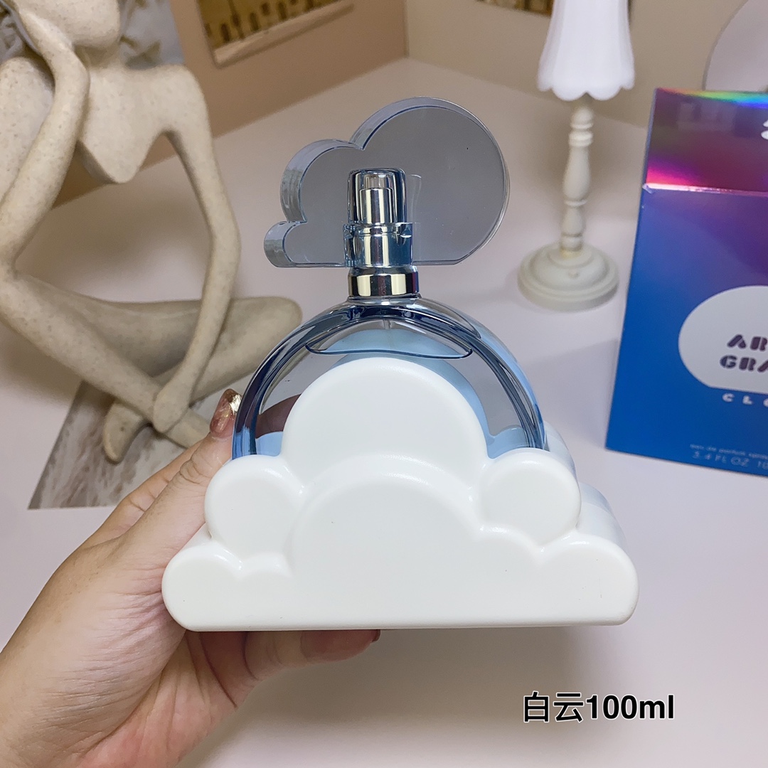 Ariana Grande Cloud Eau de Parfum, 3.4 fl oz - Sweet, Creamy, and Dreamy Fragrance 4 i1690702511 8944 3