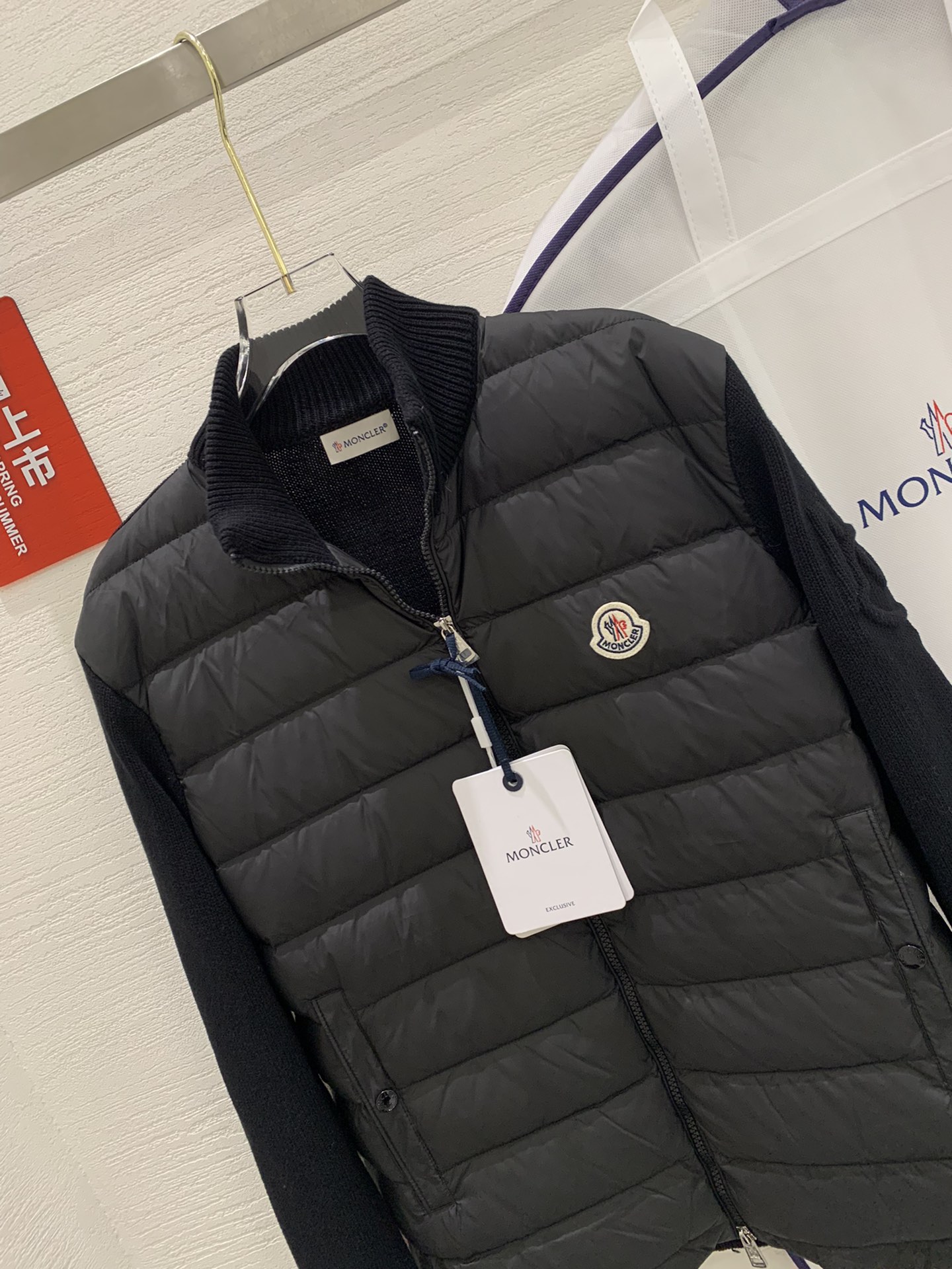 Moncler 盟可睐 S 纯色Logo贴标拼接绗缝羽绒服实物挂拍图0-1-2-3