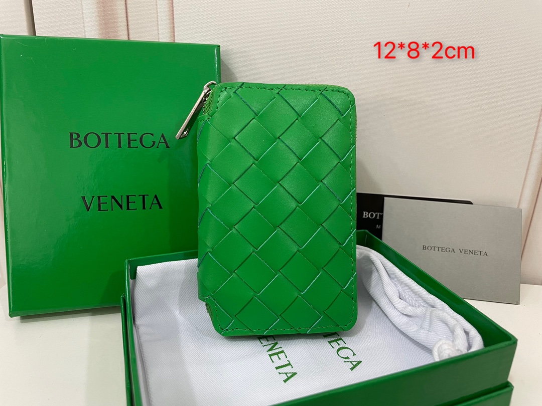 Bottega Veneta porte-clés en cuir Intrecciato vert perroquet avec fermeture à glissière
