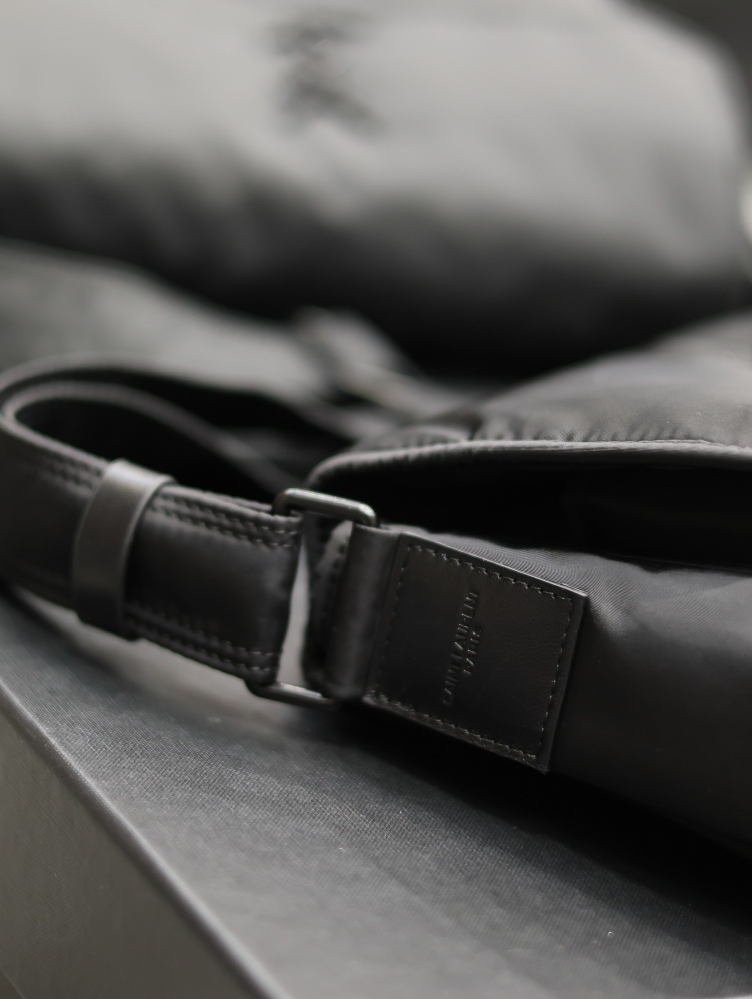 Saint Laurent Details po