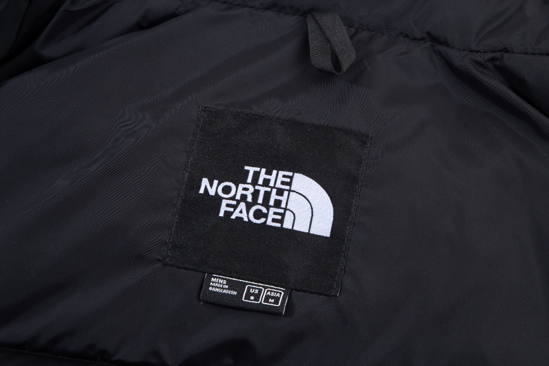 The North Face 1996 Nuptse 700FP 白 duck ダウン 防水4NCH 本格派アウトドア ダウンジャケット