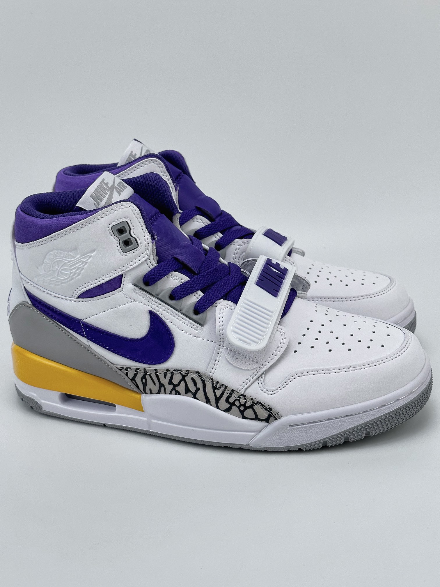 Nike Air Jordan Legacy 312 High Jordan's strongest three-in-one hybrid version AV3922-157