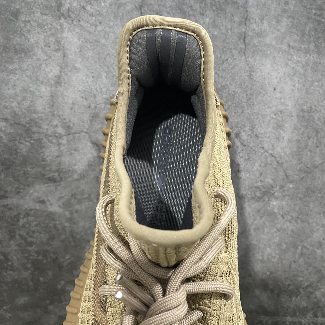 LW version of Yeezy350 V2 Earth FX9033 Market first tier