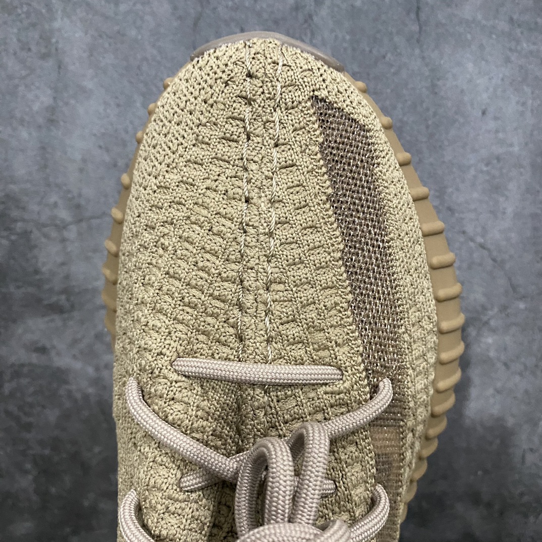 LW version of Yeezy350 V2 Earth FX9033 Market first tier