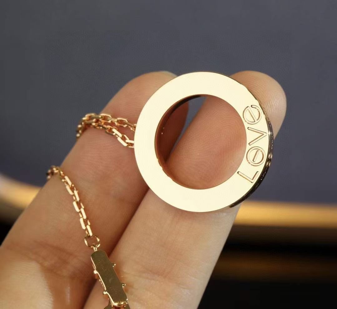 Cartier Cartier/卡地亚 玫瑰金三钻 圆饼锁骨项链
