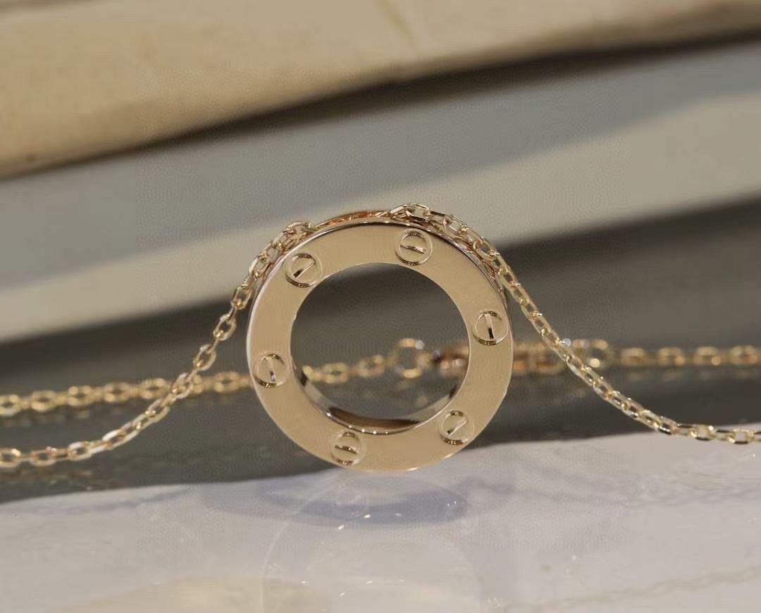 Cartier Cartier/卡地亚 玫金瑰全钉 圆锁饼骨项链