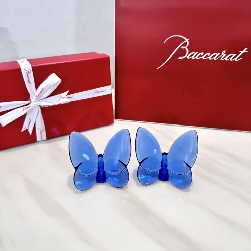 Baccarat Lucky Crystal Butterfly Figurine, Blue - Home Decor Ornament, 8 x 6.5 cm 1 Baccarat Lucky Crystal Butterfly Figurine, Blue - Home Decor Ornament, 8 x 6.5 cm