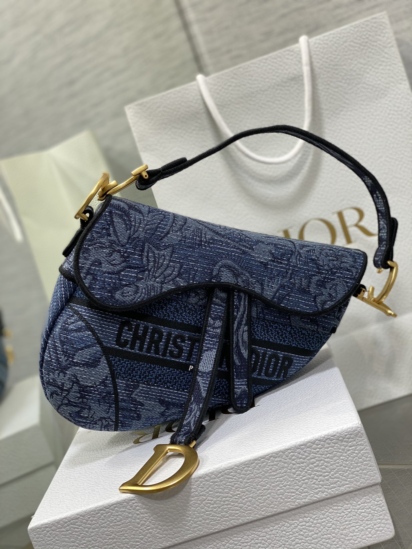DIOR Saddle Denim Blue Embroidered Saddle Bag