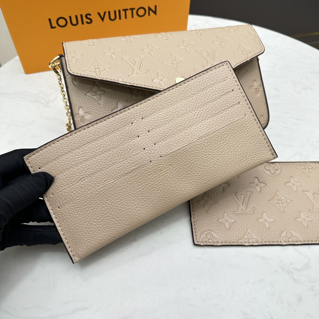 Leather Envelope Clutch Wallet - Close-up Leather Texture