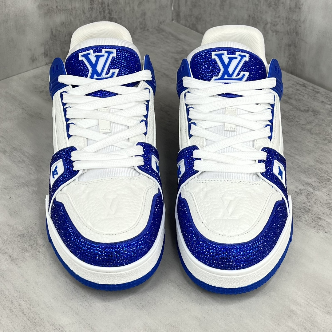 Louis Vuitton 新款上架 2023 Louis*Vuitto* LV trainer 满钻系列 走秀款TRAINER 大底和面料私模 绝对下血本费心思的一款鞋子 自Vifgil到来之后而设计的这一系列 每一季度都深受众多粉丝的青睐 TPU 大底 包装