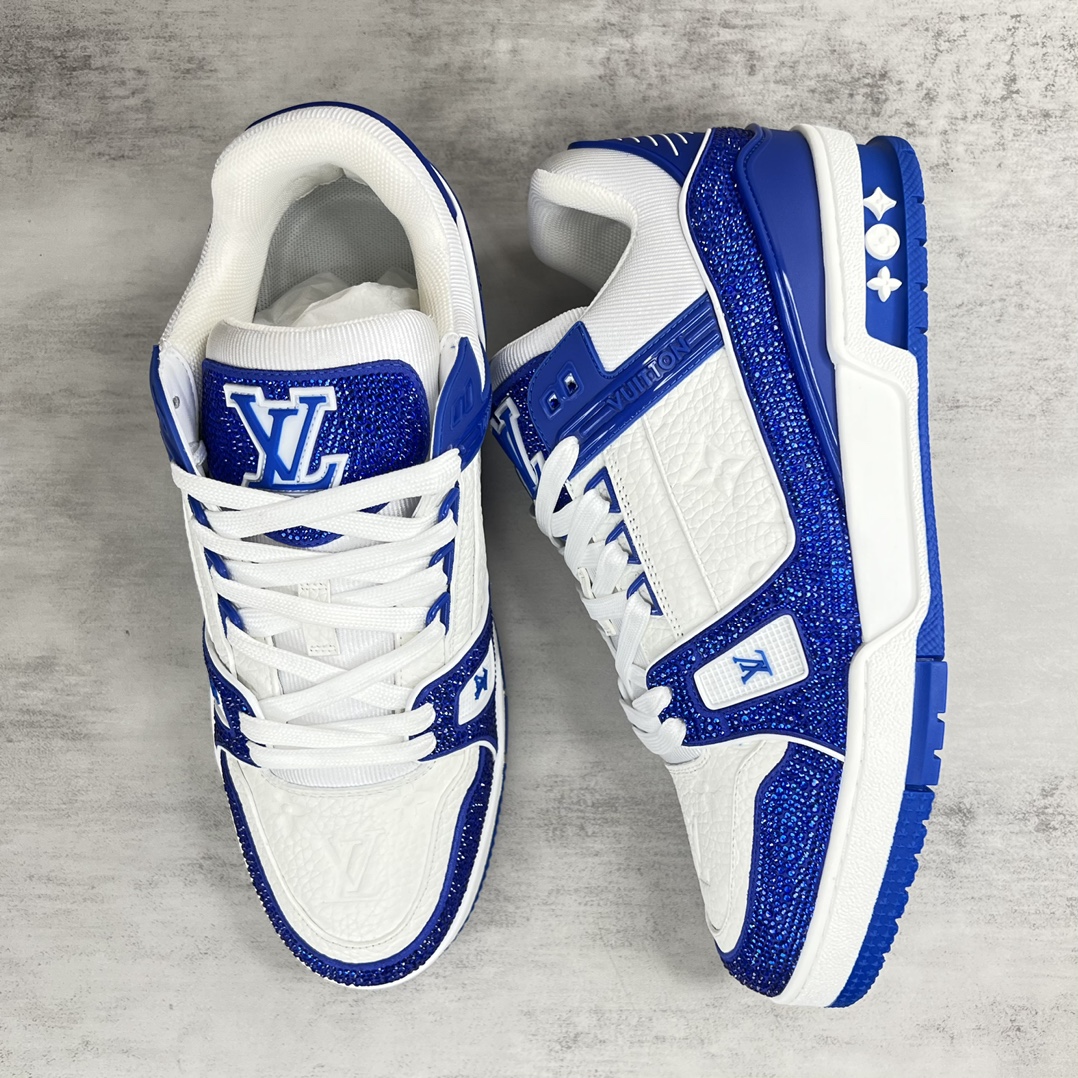Louis Vuitton 新款上架 2023 Louis*Vuitto* LV trainer 满钻系列 走秀款TRAINER 大底和面料私模 绝对下血本费心思的一款鞋子 自Vifgil到来之后而设计的这一系列 每一季度都深受众多粉丝的青睐 TPU 大底 包装
