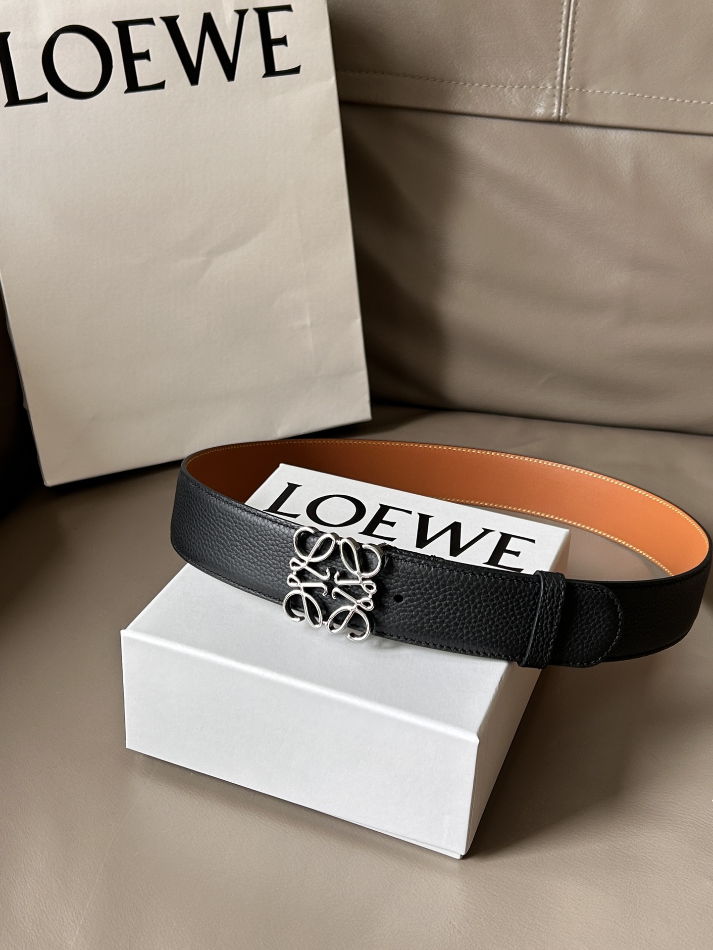 LOEWE罗意威专柜新款男士休闲腰带