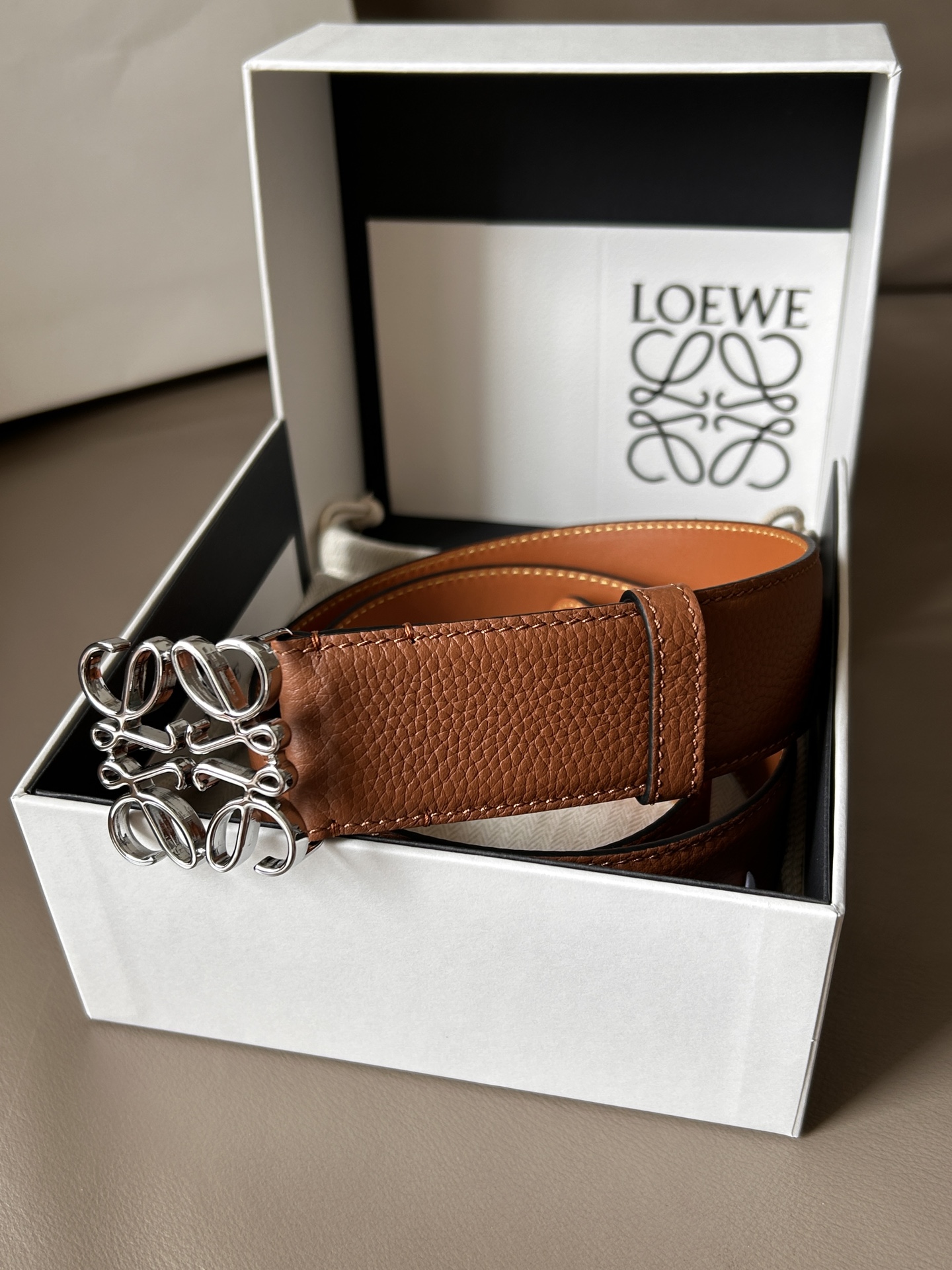 LOEWE罗意威专柜新款男士休闲腰带