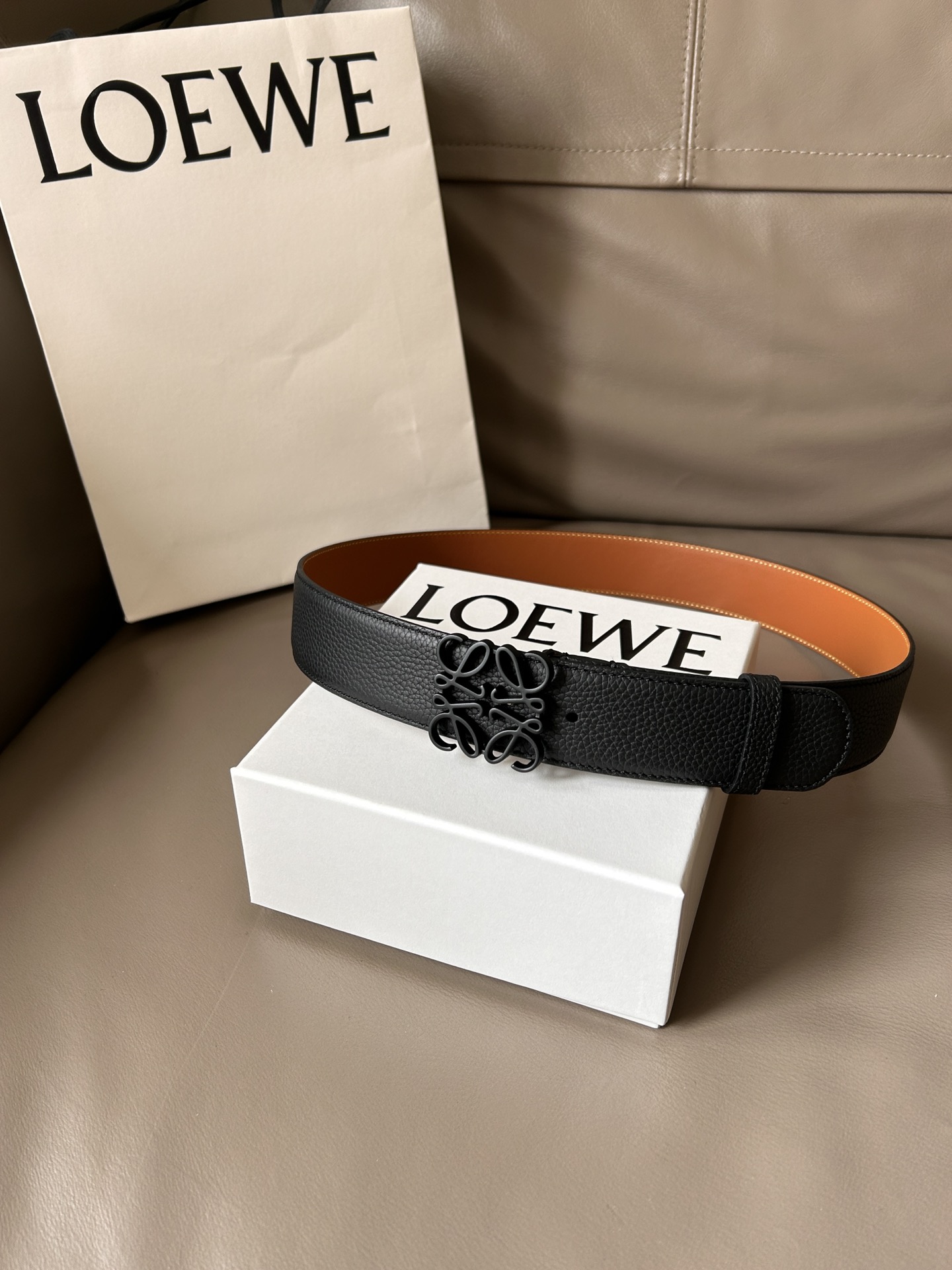 LOEWE罗意威专柜新款男士休闲腰带