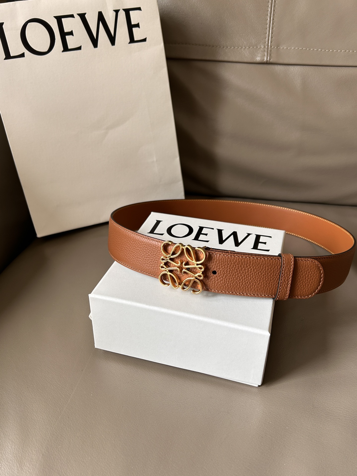 LOEWE罗意威专柜新款男士休闲腰带