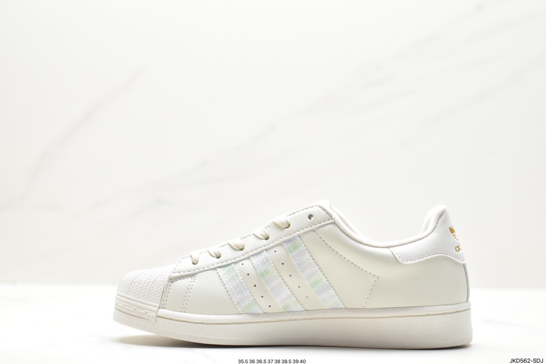 Adidas Originals Superstar ”Sail/Green/Lace” shell toe sneakers HQ6668