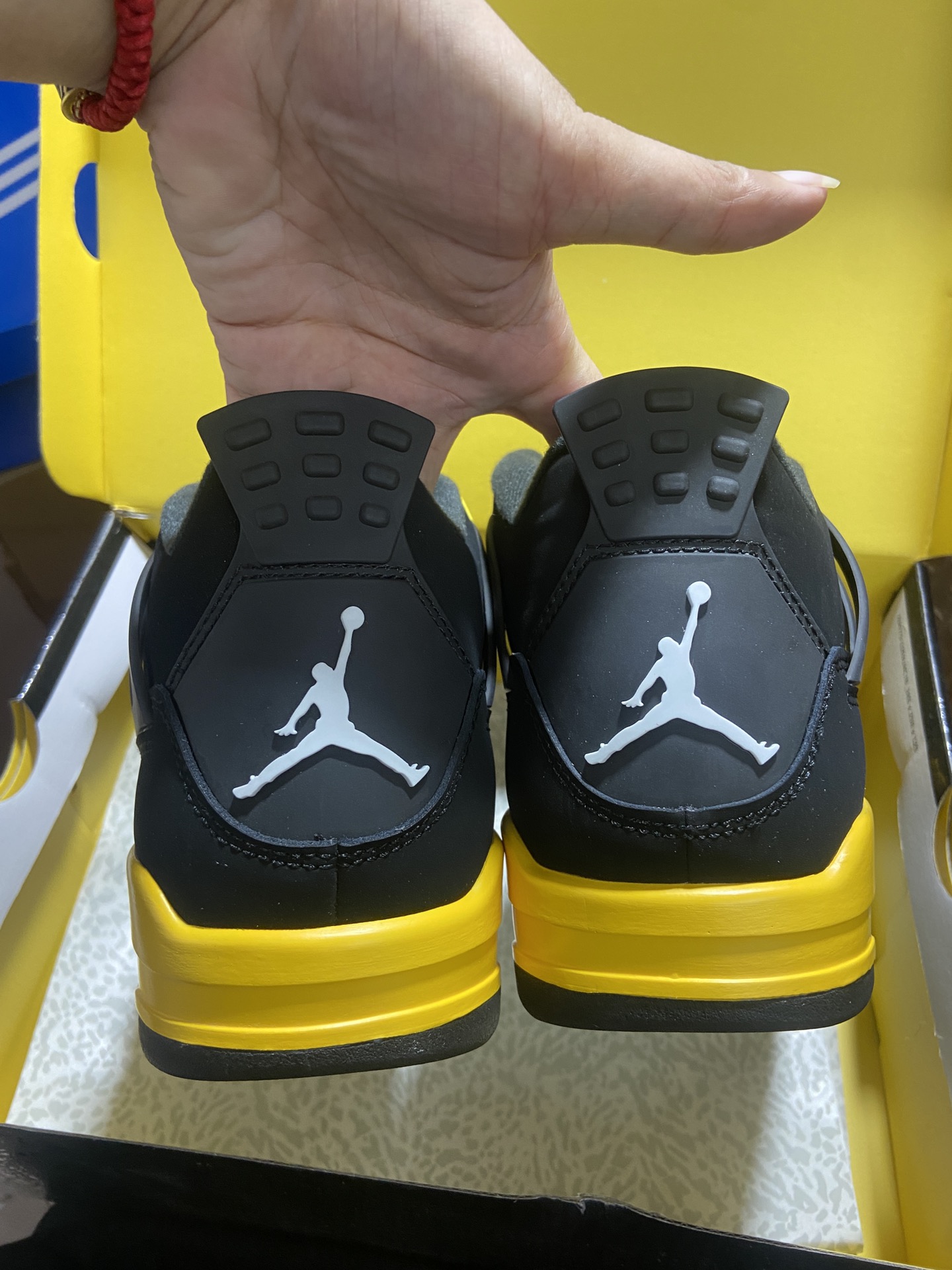 全码出货️B版AirJordan4r