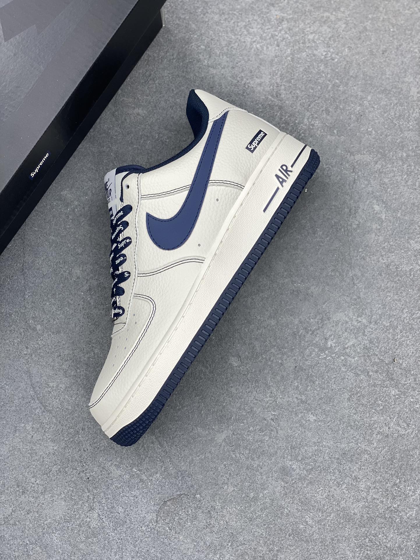 Nike Air Force 1 '07 Low 'Supreme' Deep Blue Limited Edition Sneakers 8 i1690825424 5271 6
