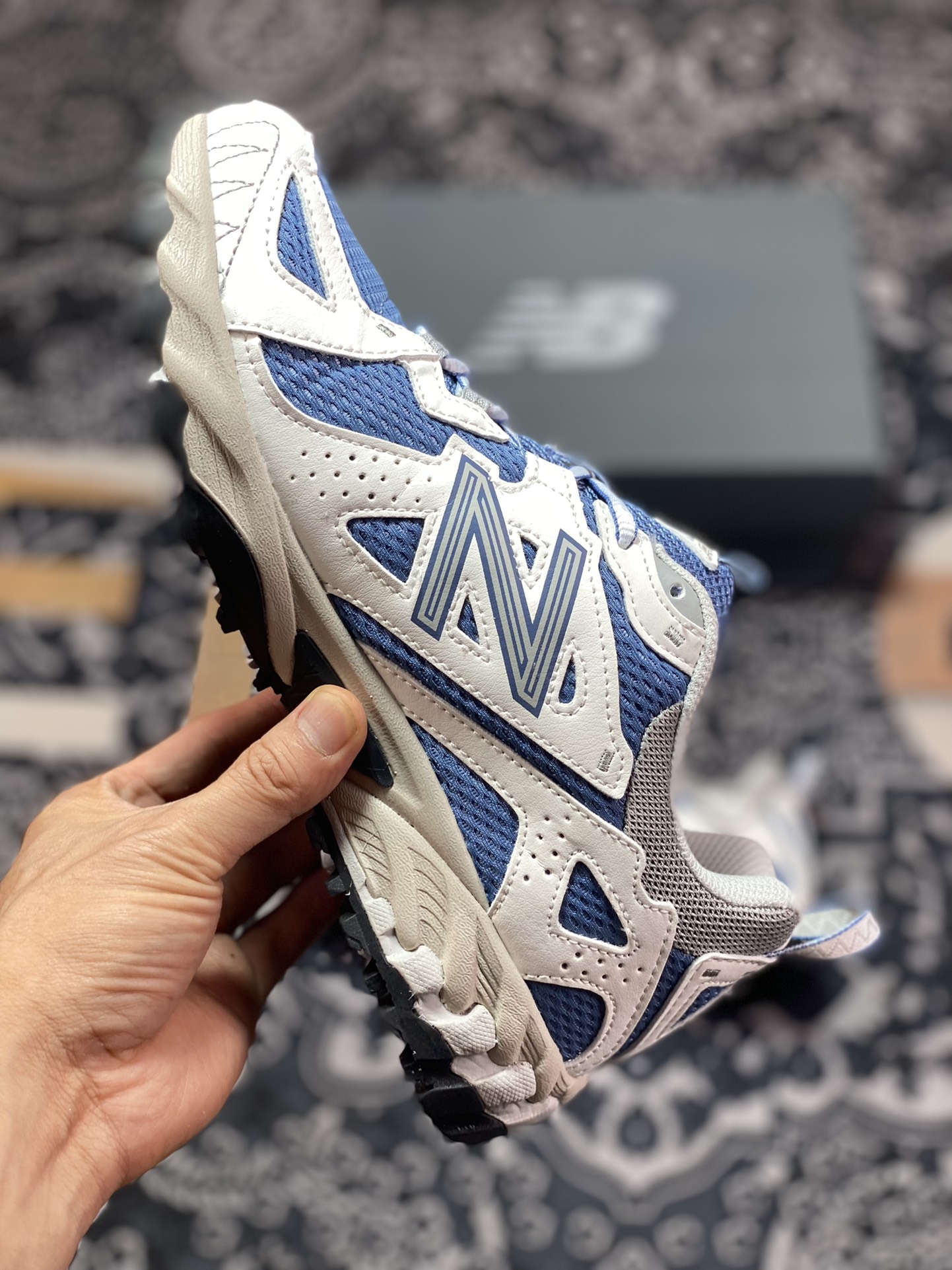 190 New Balance ML610T 系列低帮山系越野跑运动鞋“白灰牛仔蓝”ML610T