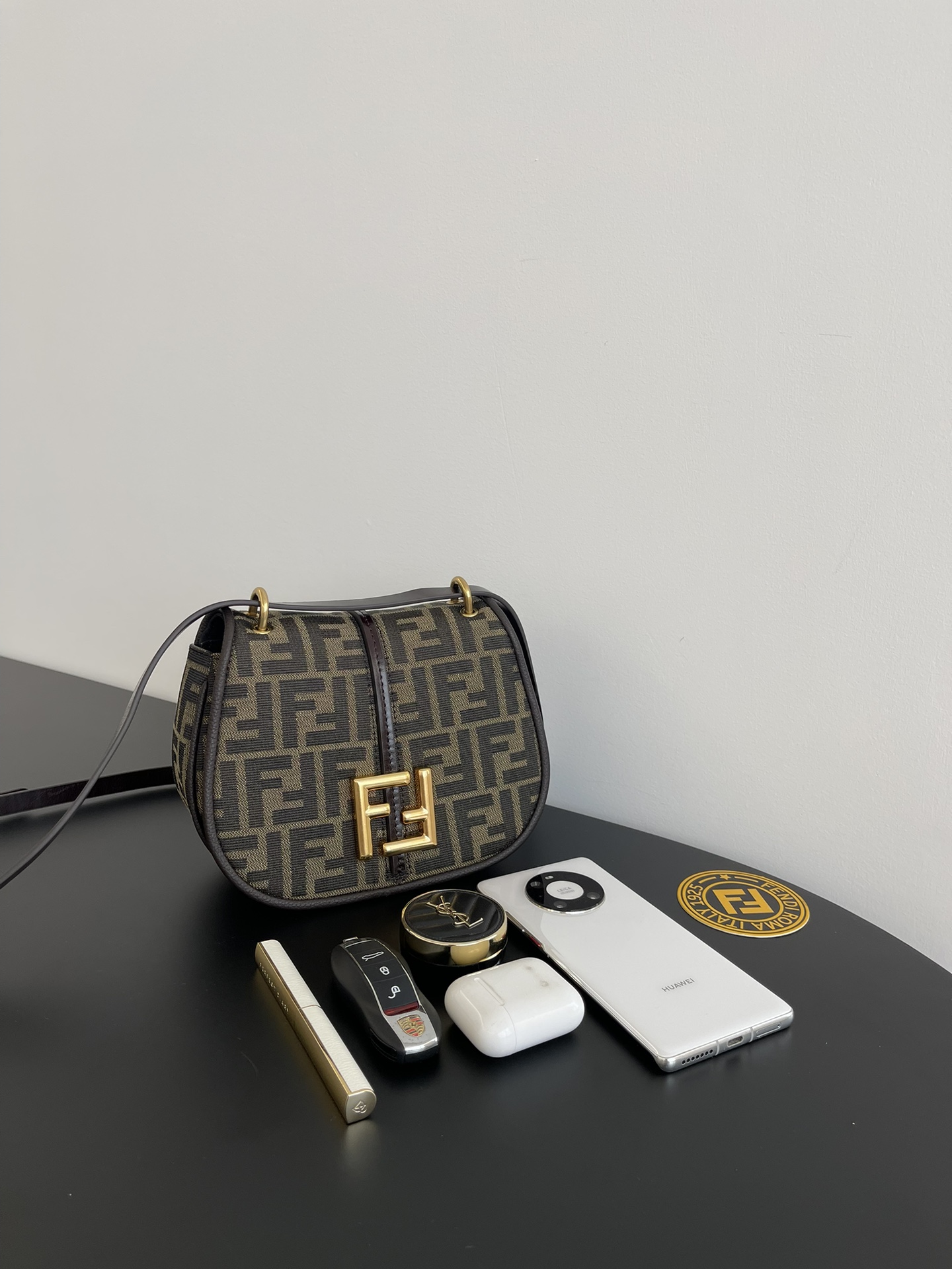 Referencia de capacidad para talla pequeña con estampado clásico 8091