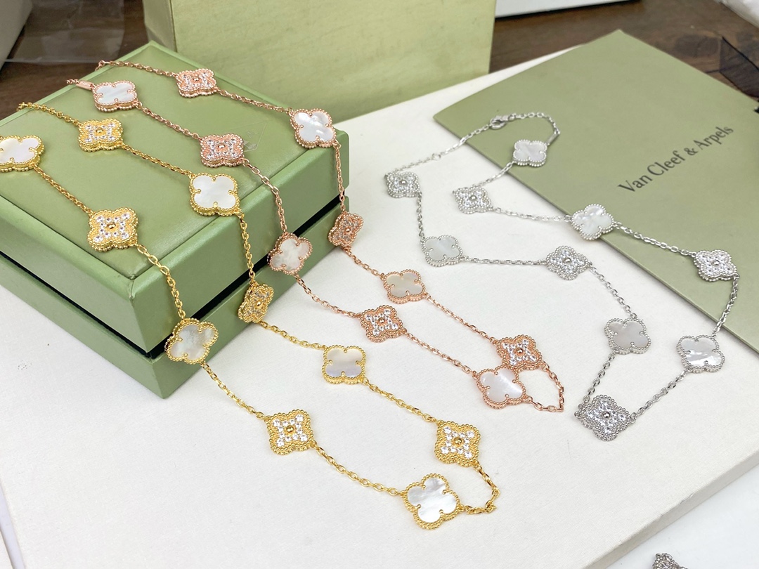 VCA梵克雅宝 黑玛瑙/红玛瑙/白贝母/孔雀石 带钻十花项链🎉🎉短款项链 长度52cm🎈🎈使用微镶工艺，