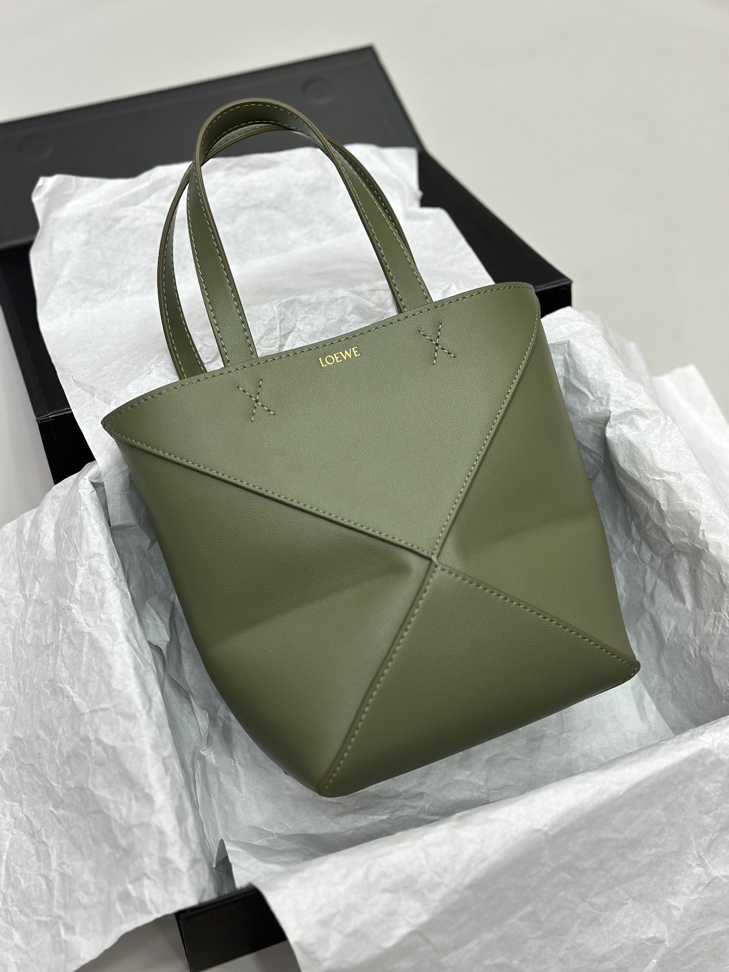 Loewe Puzzle Bags Handbags Green