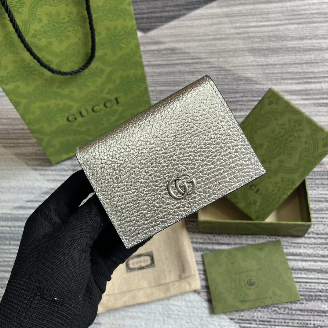GG Marmont card case silver metallic leather Double G hardware snap closure