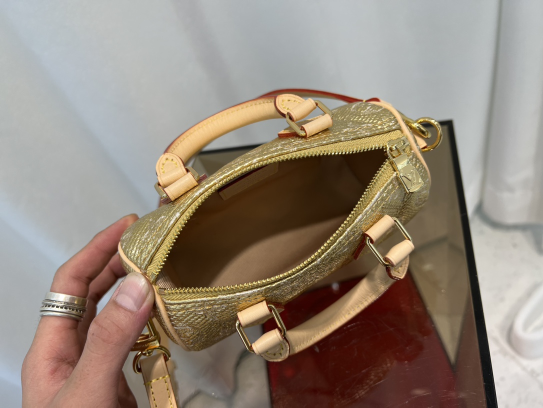 路易威登 Louis Vuitton 经典高奢皮具手袋托特包斜挎包女包 #C2AAFE9B 8