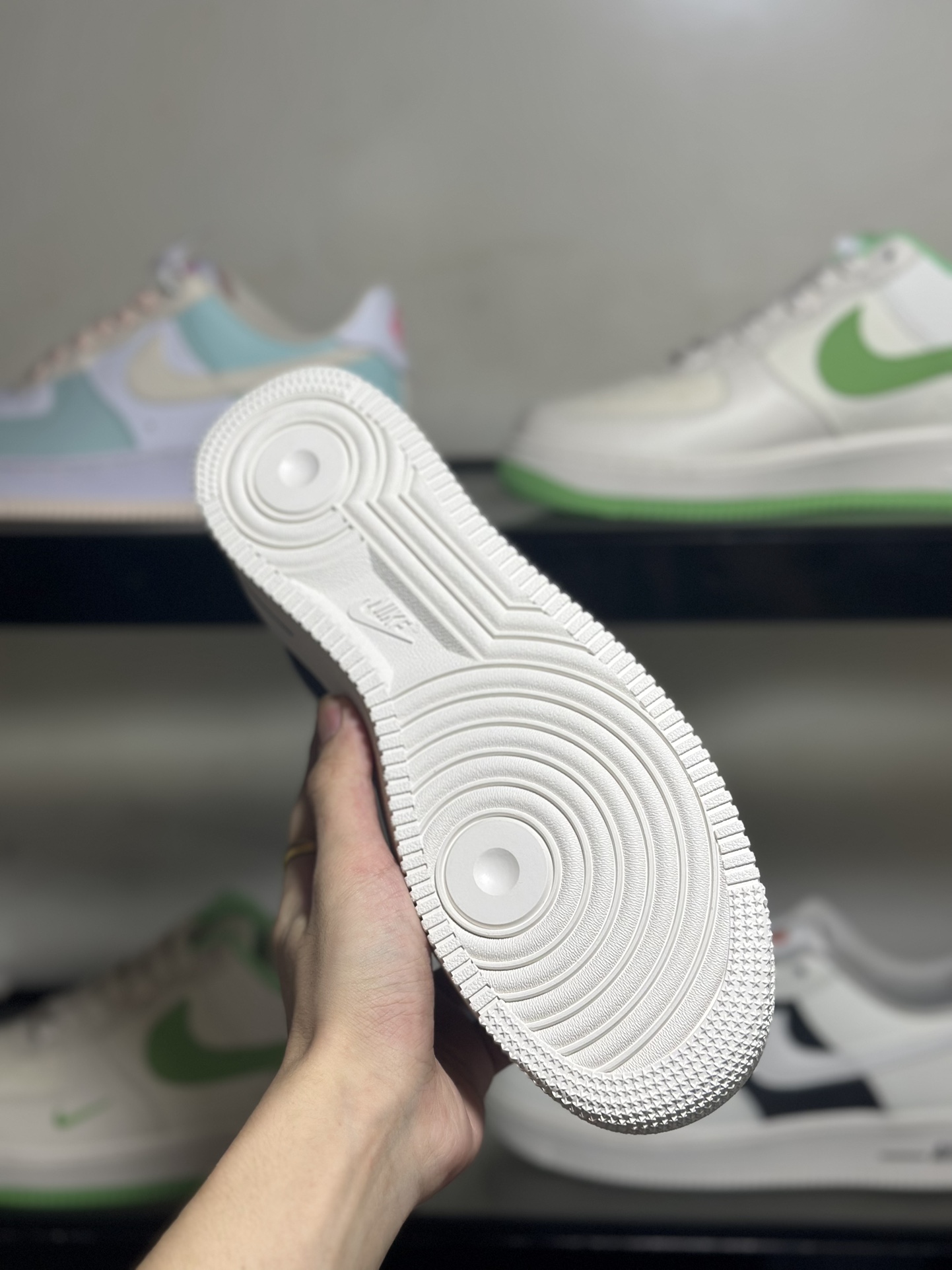 NikeAirForce1Low格子