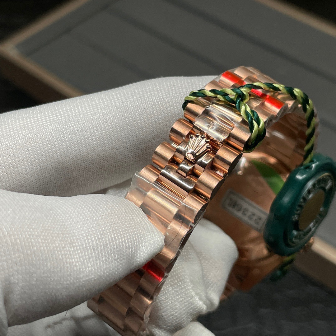 Rolex 全玫日志 香槟面 31mm