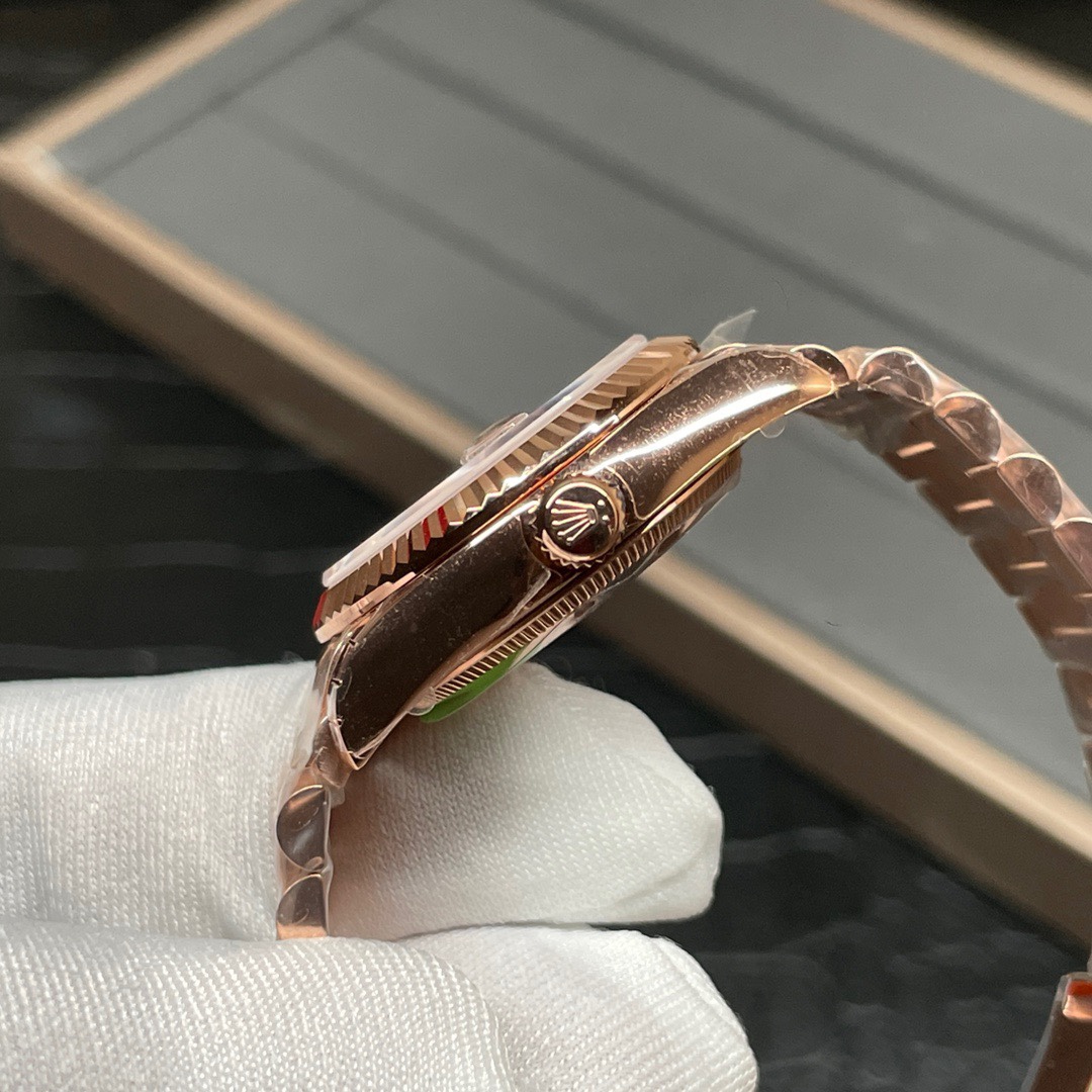 Rolex 全玫日志 香槟面 31mm