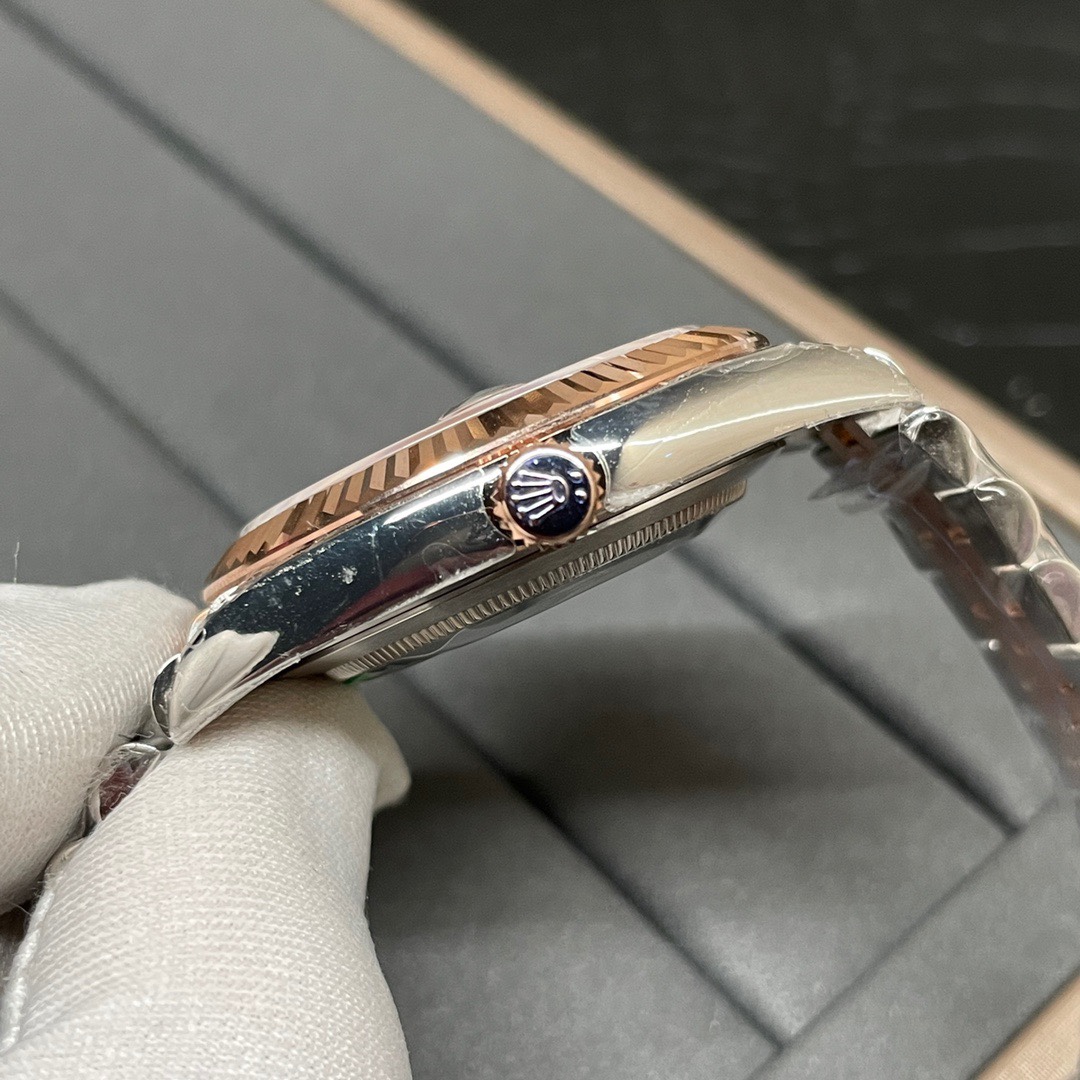 Rolex 日志系列 41mm间玫瑰金香槟面