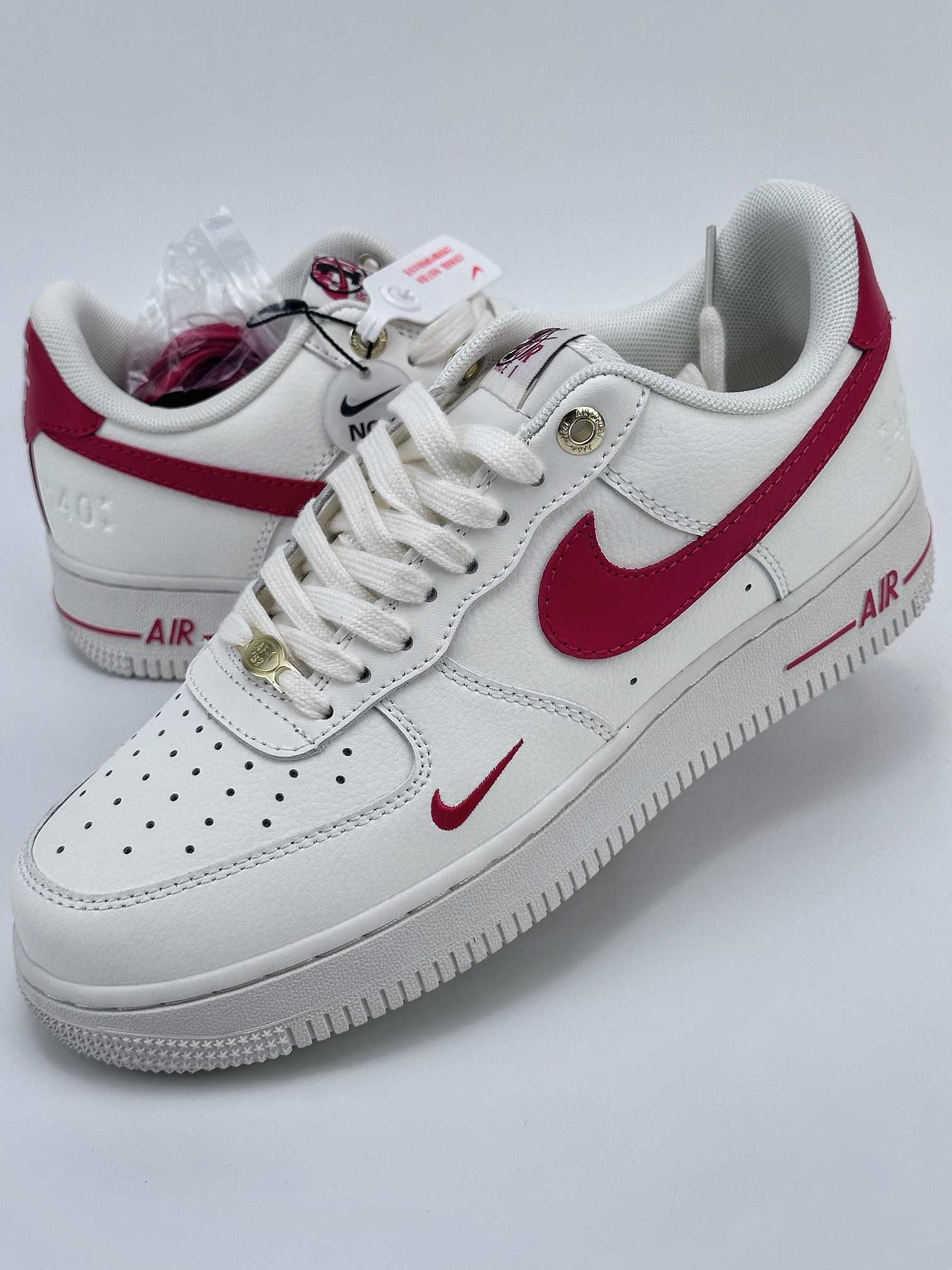 Nike Air Force 1 Low 07 40周年奶白红 DQ7658-107