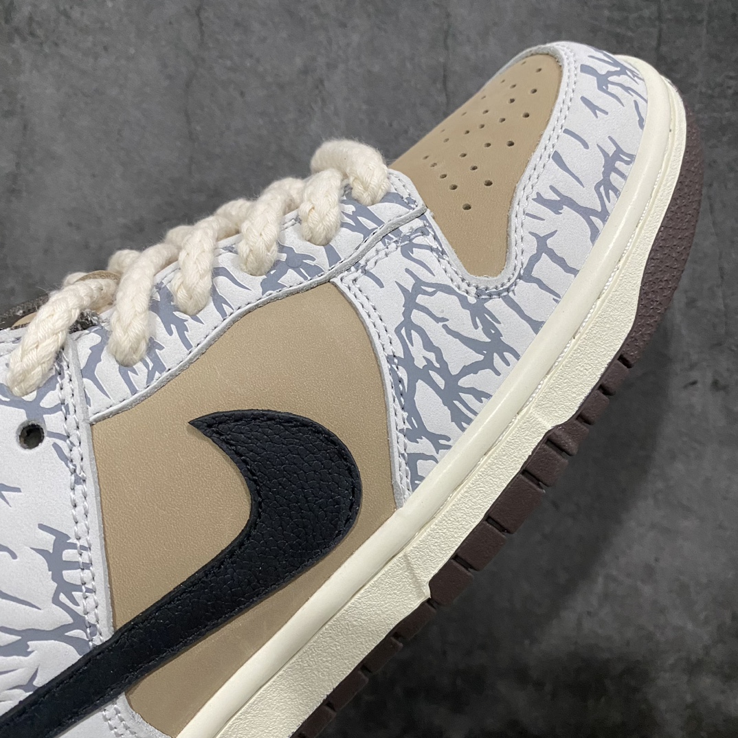 AY version Travis Scott x NK SB Dunk Low TS joint cashew flower white and brown CT5053-001