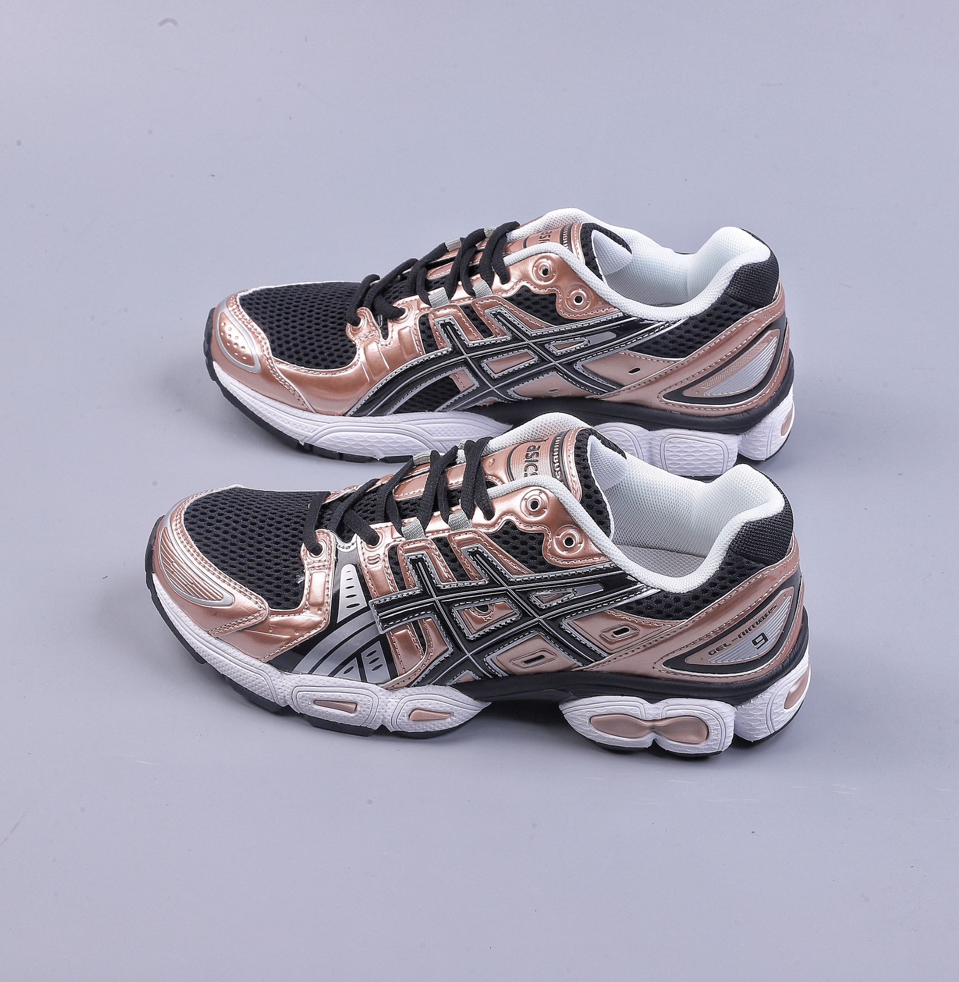 220 ASICS/亚瑟士 GEL-NIMBUS 9