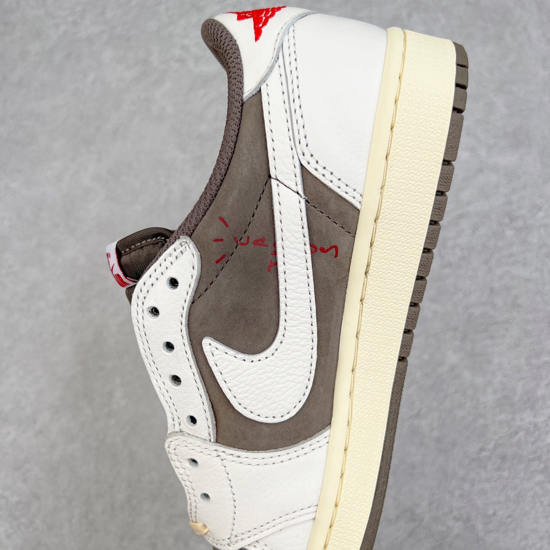 图片[7]-零售💰430 ＃PK4.0 Travis Scott x Air Jordan AJ1 Low OG SP TS联名白棕倒钩低帮 DM7866-162 原盒原配 原厂拉帮工艺 针距密度一致 全新升级网板中底 原楦原纸板开发 后跟弧度收口自然不对折 极致一眼正品既视感 原厂皮料 进口玻璃冲刀皮料裁剪零毛边 承诺百分百一致原鞋 全鞋电脑针车工艺 鞋面清洁度最高QC检验标准 控制溢胶 飞翼3D高频深度立体 鞋盒、防尘纸  均采购来自原厂 SIZE：36 36.5 37.5 38 38.5 39 40 40.5 41 42 42.5 43 44 44.5 45 46 47.5 编码：by4936030-运动鞋