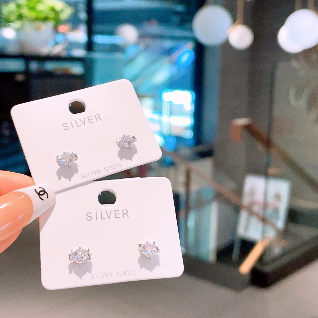 軽やかニッケル無添加銀イヤリングゴールド ギフト